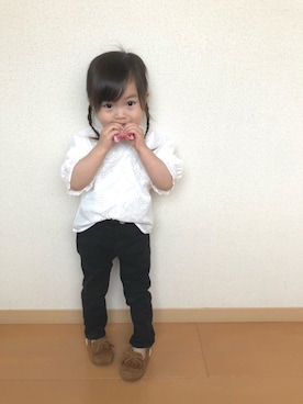 「スカラップ」｜「アイテム（モカシン/デッキシューズ）」を使った、swhrkさん（キッズ・80cm）の春コーディネート