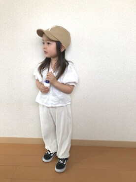 「スカラップ」｜「アイテム（キャップ）」を使った、swhrkさん（キッズ・80cm）の秋コーディネート