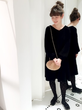 「CHILD WOMAN（チャイルドウーマン）のワッフルニットコール　パフ袖OP（ワンピース、ブラック系）」を使った、yumaさん（レディース・161cm）の冬コーディネート