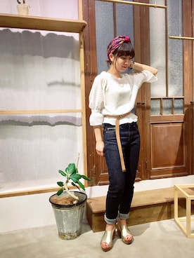 「Dot＆Stripes CHILD WOMAN（ドットアンドストライプス　チャイルドウーマン）のラッセルレース ギャザーブラウス（シャツ/ブラウス、ホワイト系）」を使った、yumaさん（レディース・161cm）の春コーディネート