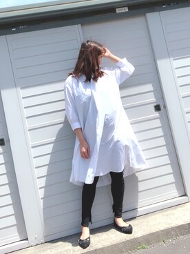 「アイテム（シャツワンピース）」を使った、赤石悠さん（レディース・164cm・20代）の春コーディネート