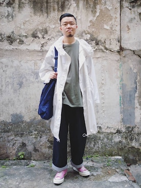 「アイテム（ミリタリージャケット、ホワイト系）」を使った、Paak Chanさん（メンズ・172cm）の春コーディネート