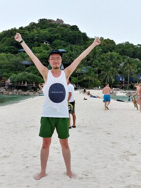「travel」｜「アイテム（キャップ）」を使った、Paak Chanさん（メンズ・172cm）の夏コーディネート