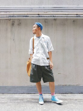 「pushBUTTONのアイテム（トップス）」を使った、Paak Chanさん（メンズ・172cm）の秋コーディネート
