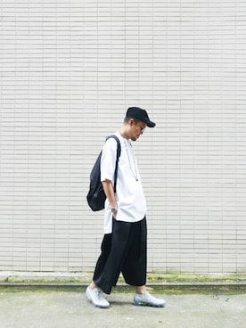 「PLEATS PLEASE（プリーツプリーズ）のアイテム（帽子）」を使った、Paak Chanさん（メンズ・172cm）の秋コーディネート