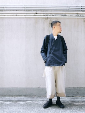 「Hanes」｜「アイテム（デニムジャケット）」を使った、Paak Chanさん（メンズ・172cm）の秋コーディネート