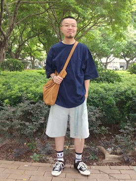 「MSGM（エムエスジーエム）のアイテム（デニムパンツ）」を使った、Paak Chanさん（メンズ・172cm）の夏コーディネート