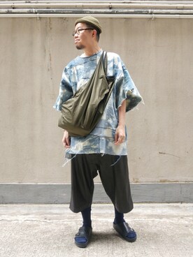 「アイテム（メッセンジャーバッグ）」を使った、Paak Chanさん（メンズ・172cm・30代）の春コーディネート