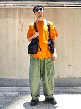 「MIS（エムアイエス）のアイテム（トップス）」を使った、Paak Chanさん（メンズ・172cm）の夏コーディネート