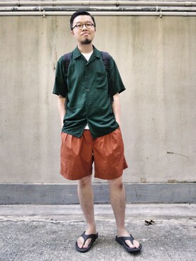 「アイテム（カーゴパンツ、ブラウン系）」を使った、Paak Chanさん（メンズ・172cm）の秋コーディネート