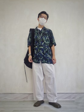 「LEH（レー）のアイテム（バッグ）」を使った、Paak Chanさん（メンズ・172cm）の夏コーディネート