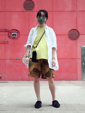 「YMC（ワイエムシー）のアイテム（パンツ）」を使った、Paak Chanさん（メンズ・172cm）の春コーディネート