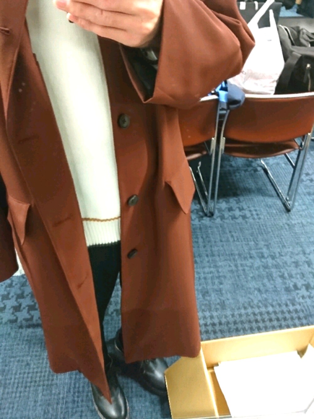 「年末WEAR感謝祭、ハレコート」｜「HAREのBIGステンカラーコート（HARE）（ステンカラーコート、ブラウン系）」を使った、tatsuyakunさん（メンズ・172cm）の冬コーディネートの1枚目の写真