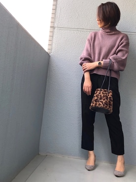 「UR'S（ユアーズ）のｵｰﾊﾞｰｻｲｽﾞﾀｰﾄﾙﾆｯﾄ（ニット/セーター、パープル系）」を使った、chocoさん（レディース・163cm）の秋コーディネート