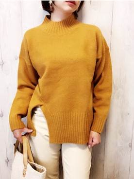 「titivate（ティティベイト）のﾌﾛﾝﾄｽﾘｯﾄﾎﾞﾄﾙﾈｯｸﾆｯﾄ（ニット/セーター、イエロー系）」を使った、chocoさん（レディース・163cm）の冬コーディネート