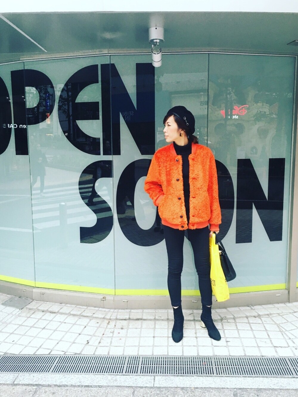 「大人カジュアル、おしゃれさんと繋がりたい、outfit、プチプラ、ブルゾン、ユニクロ、ボア、ZARA、GIVENCHY」｜「MOUSSYのアイテム（ハンチング/ベレー帽、ブラック系）」を使った、さやねぇさん（レディース・169cm）の冬コーディネートの1枚目の写真
