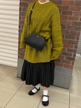 「メロートップス」｜「アイテム（バレエシューズ）」を使った、minさん（レディース・158cm）の冬コーディネート