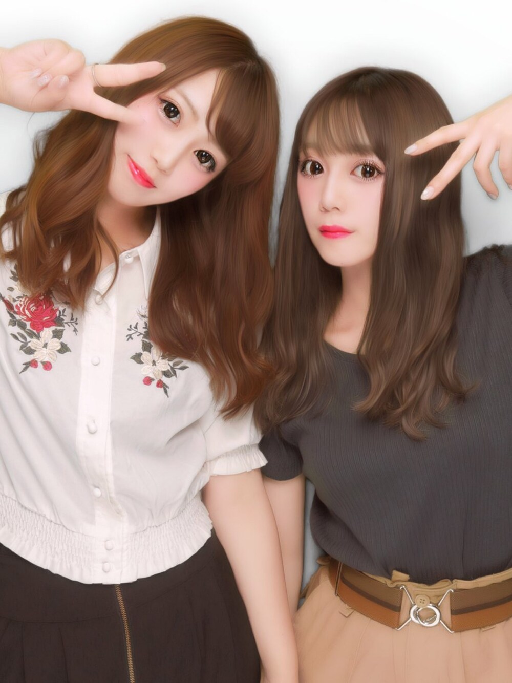 「古川優香、jouetie、teva、刺繍ブラウス、ワイドパンツ、one after another NICE CLAUP」｜「jouetieのフラワーシャーリングブラウス（シャツ/ブラウス、ホワイト系）」を使った、ミキさん（レディース・164cm）の夏コーディネートの1枚目の写真