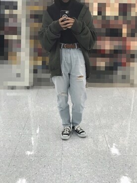「CONVERSE（コンバース）のconverse コンバース ALL STAR HI オールスター ハイ 3206 BLACK(US)（スニーカー）」を使った、みなみでさん（レディース・148cm）の冬コーディネート