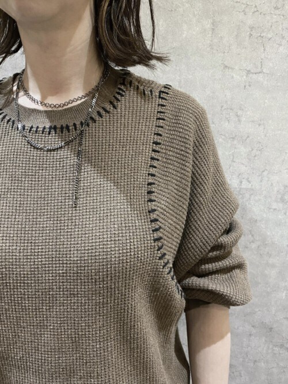 「ネックレス、ブラックコーデ、アクセサリー、ジュエリー、かっこいい、ジェンダーレス、冬のコーデ、and cloud、アンドクラウド」｜「and cloudのFigaro Chain Necklace M（ネックレス、ブラック系）」を使った、and cloudさん（レディース・160cm）の冬コーディネートの1枚目の写真