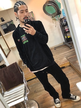 「CONVERSE TOKYO（コンバーストウキョウ）のアイテム（シューズ）」を使った、tkc18さん（メンズ・173cm）の秋コーディネート
