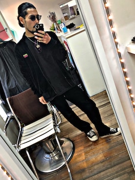 「CONVERSE TOKYO（コンバーストウキョウ）のアイテム（シューズ）」を使った、tkc18さん（メンズ・173cm）の冬コーディネート