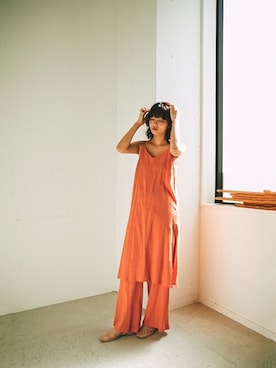 「アイテム（キャミソール、オレンジ系）」を使った、BLACKBYMOUSSY_staffさん（レディース・155cm）の夏コーディネート