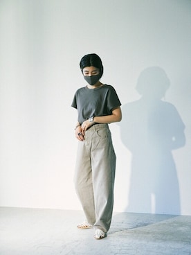 「アイテム（デニムパンツ、ベージュ系）」を使った、BLACKBYMOUSSY_staffさん（レディース・155cm）の夏コーディネート