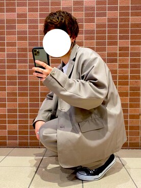 「FREAK'S STORE（フリークスストア）の▽WEB限定 ビッグシルエット オーバーサイズ スタプレ ポリツイル セットアップ (シングルジャケット/パンツ)（テーラードジャケット、ベージュ系）」を使った、陽太さん（メンズ）の春コーディネート