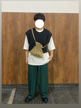 「kutir black（クティールブラック）のアイテム（ベスト、ブラック系）」を使った、陽太さん（メンズ）の夏コーディネート