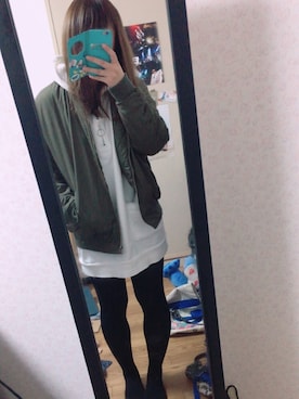 「Confirm（コンファーム）のアイテム（MA-1、グリーン系）」を使った、Aya*.｡さん（レディース・162cm）の冬コーディネート