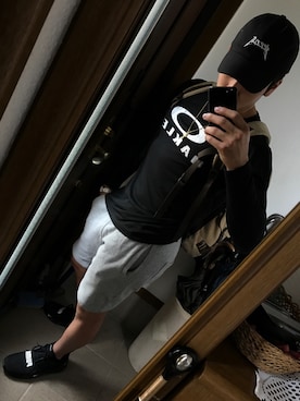 「Yeezy（イージー）のアイテム（キャップ）」を使った、けんちょりさん（メンズ・174cm）の冬コーディネート