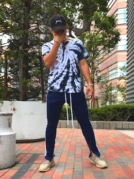 「Yeezy（イージー）のアイテム（キャップ）」を使った、けんちょりさん（メンズ・174cm）の冬コーディネート