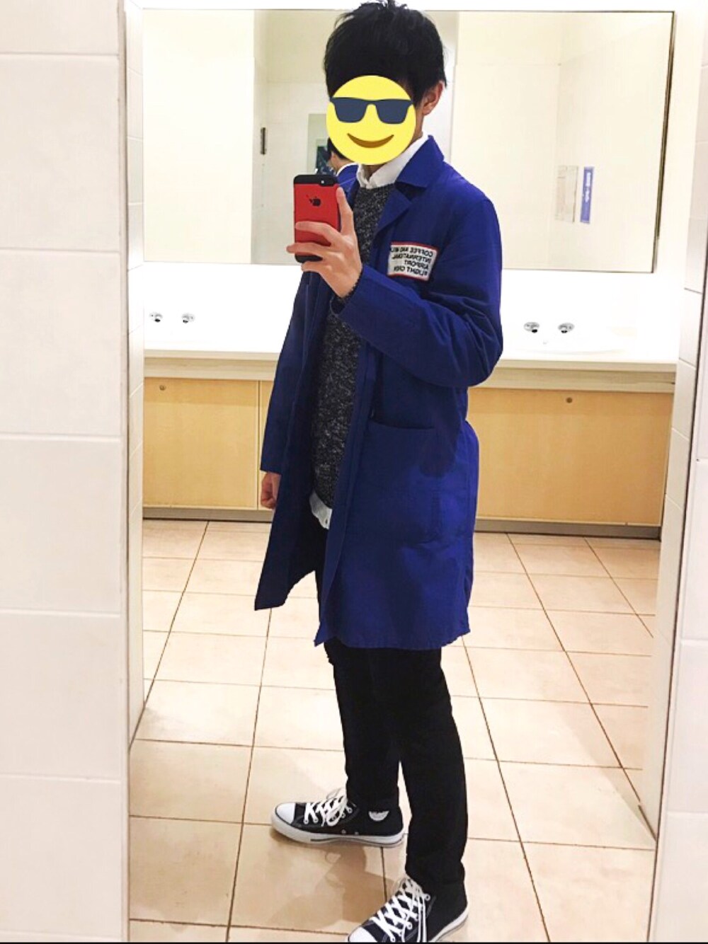 「休日スタイル、春コーデ、おしゃれさんと繋がりたい、きれいめカジュアル、ootd、黒スキニー、いいね返し、いいね、save、フォローお願いします🤑」｜「CONVERSEのCONVERSE ALL STAR 100 COLORS HI（スニーカー、ホワイト系）」を使った、M.Maedaさん（メンズ・170cm）の春コーディネートの1枚目の写真