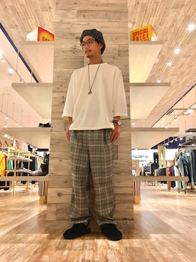 「GGD（ジージーディー）のアイテム（パンツ）」を使った、HVC廿日市店さん（メンズ・172cm）の夏コーディネート