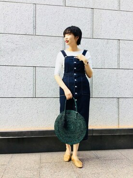 「アーバンリサーチ」｜「アイテム（ジャンパースカート）」を使った、森 仁美さん（レディース・163cm）の夏コーディネート