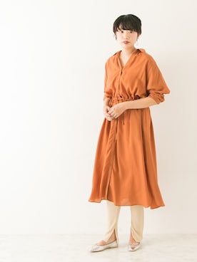 「URBAN RESEARCH（アーバンリサーチ）のアイテム（レギンス/スパッツ）」を使った、森 仁美さん（レディース・163cm）の秋コーディネート