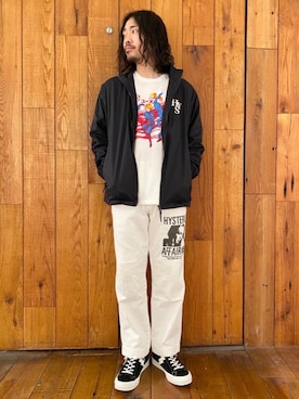 「コラボレーション」｜「アイテム（ナイロンジャケット）」を使った、®️さん（メンズ・177cm）の春コーディネート