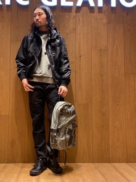 「ロックコーデ」｜「アイテム（ミリタリージャケット）」を使った、®️さん（メンズ・177cm）の秋コーディネート
