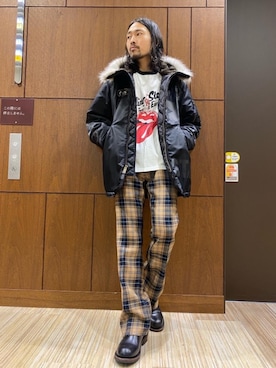 「ロックコーデ」｜「アイテム（ミリタリージャケット）」を使った、®️さん（メンズ・177cm）の冬コーディネート