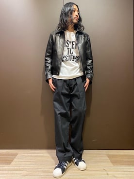 「コラボレーション」｜「アイテム（その他アウター）」を使った、®️さん（メンズ・177cm）の冬コーディネート