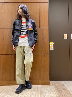 「70'sコーデ」｜「アイテム（ナイロンジャケット）」を使った、®️さん（メンズ・177cm）の春コーディネート