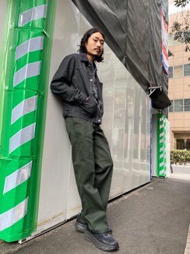 「でにむ」｜「アイテム（チノパンツ）」を使った、®️さん（メンズ・176cm）の冬コーディネート