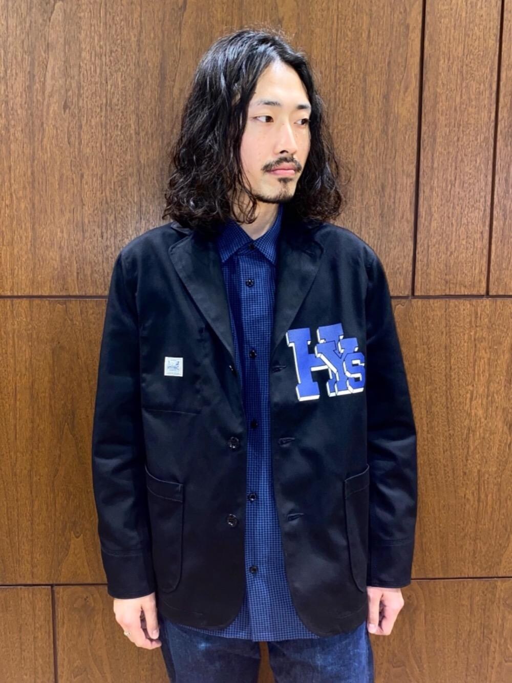 「ジャケット、カバーオール、長袖シャツ、カジュアルコーデ、ヒステリックグラマー、でにむ、春こーで、hysteric glamour、ﾋﾞｯｸﾞｼﾙｴｯﾄ」｜「HYSTERIC GLAMOURのHYS SYMBOL LOGO 4ツポケットオーバーシャツ（シャツ/ブラウス、ブルー系）」を使った、®️さん（メンズ・176cm）の春コーディネートの1枚目の写真