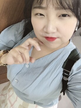 「Marc by Marc Jacobs（マークバイマークジェイコブス）のアイテム（アナログ腕時計）」を使った、雞蛋さん（レディース・158cm）の春コーディネート