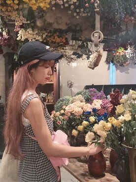 「アイテム（キャップ）」を使った、中谷愛さん（レディース・158cm・20代）の夏コーディネート