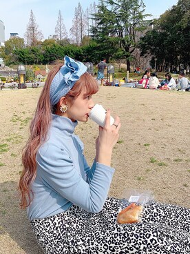 「アイテム（イヤリング）」を使った、中谷愛さん（レディース・158cm・20代）の春コーディネート