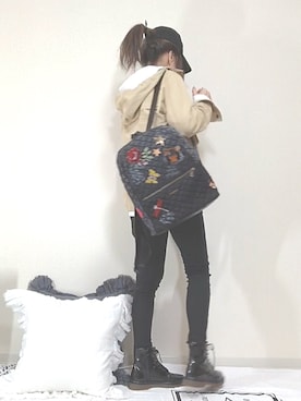 「Desigual（デシグアル）のアイテム（バックパック/リュック）」を使った、norimamiさん（レディース・160cm）の秋コーディネート