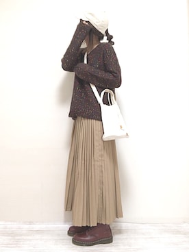 「Chaco closet（チャコ クローゼット）のアソートプリーツ Aラインウエストゴムロングスカート[チェック 小花柄 ダルメシアン コーデュロイ サテン シアー 無地]（スカート）」を使った、norimamiさん（レディース・160cm）の秋コーディネート