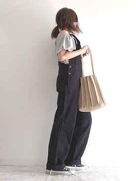 「バルーンスリーブ」｜「アイテム（オールインワン・サロペット）」を使った、norimamiさん（レディース・160cm）の春コーディネート